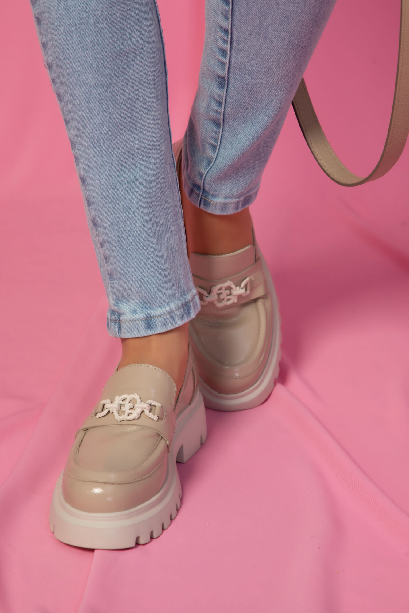 Luxury Step Лачени Лоуфъри - Nude - Изображение 10