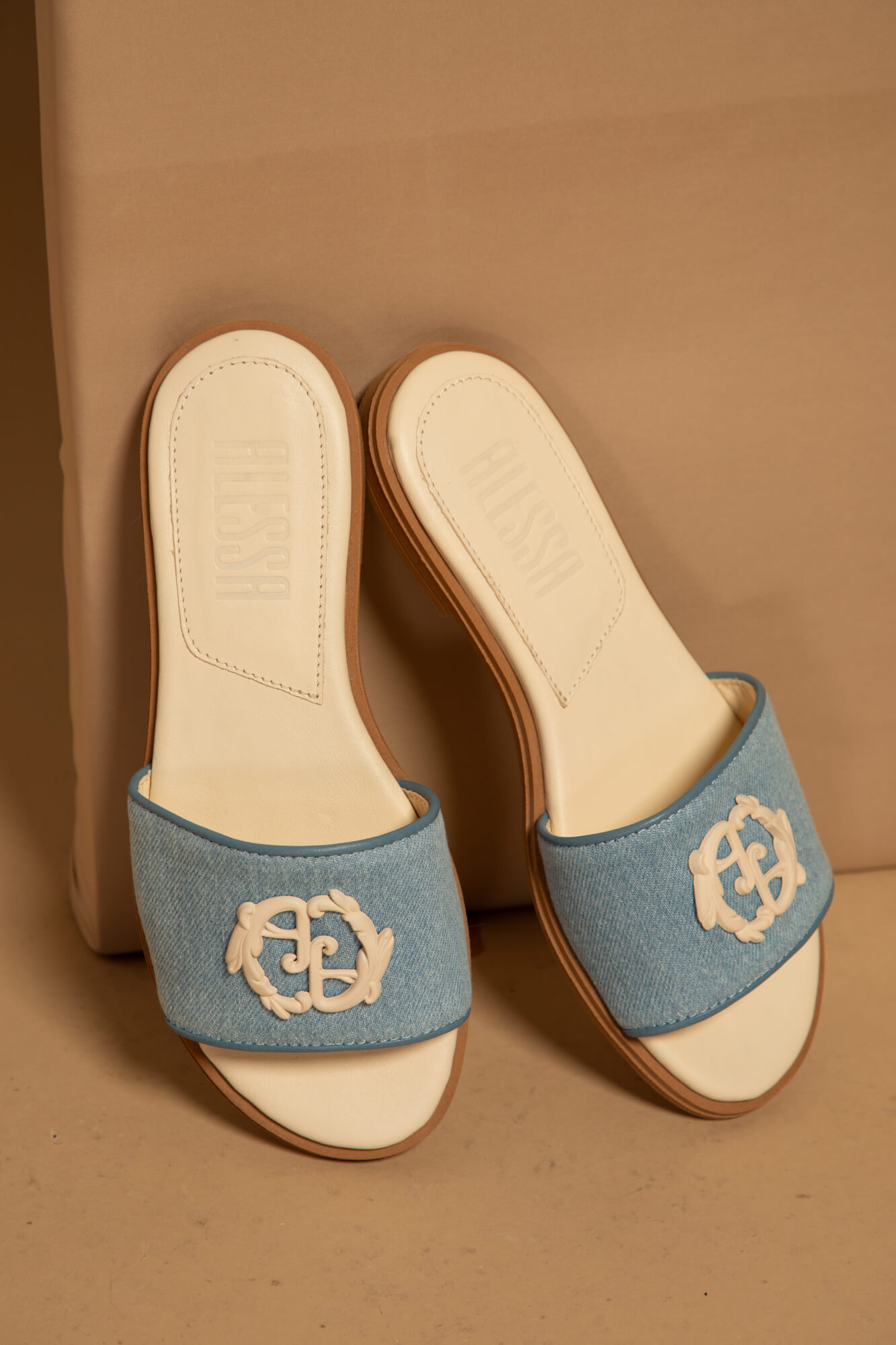 Strut Perfection Чехли - Light Blue - Изображение 7