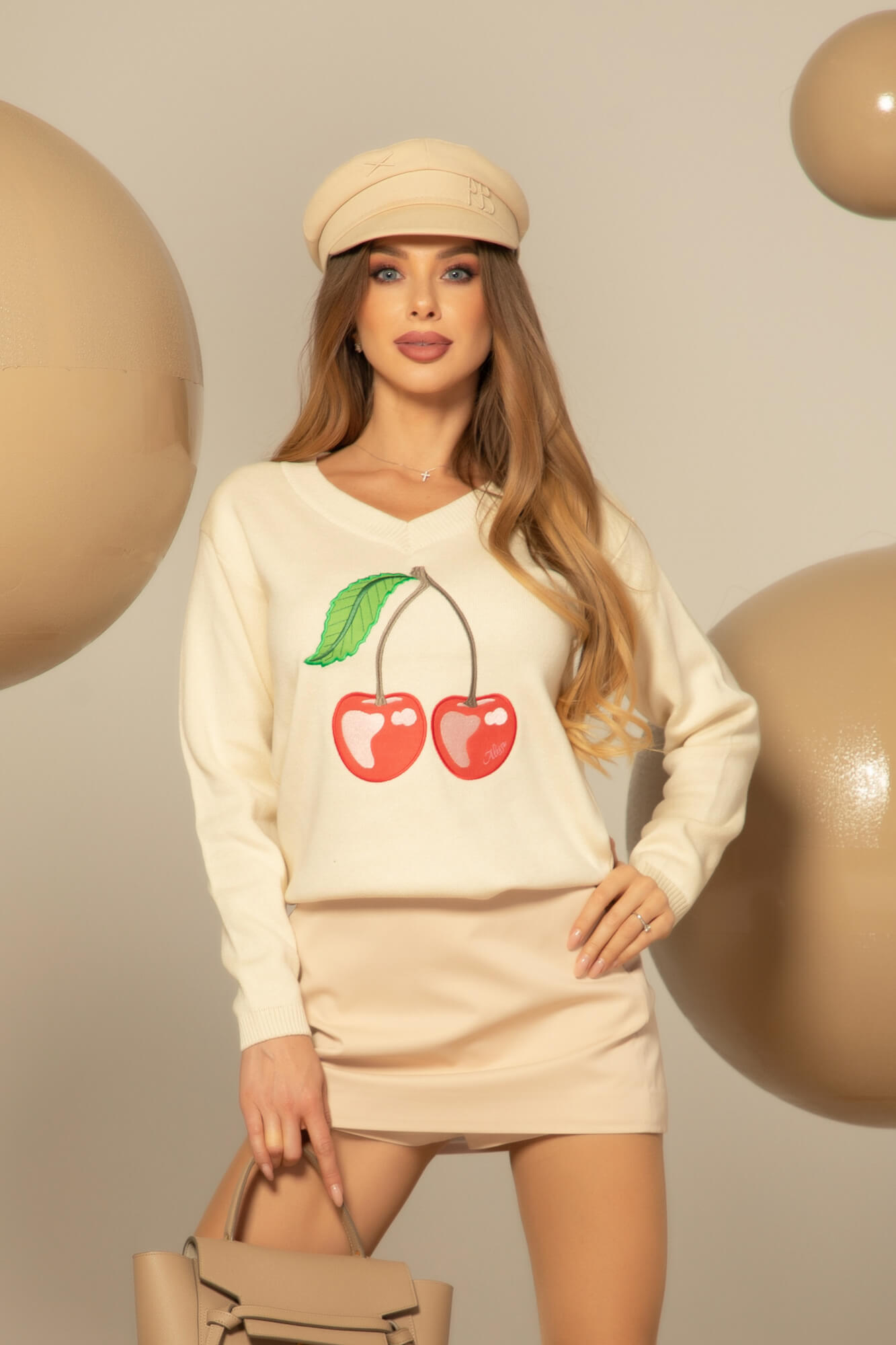 Cherry on Top Пуловер От Плетиво - Cream - Изображение 12