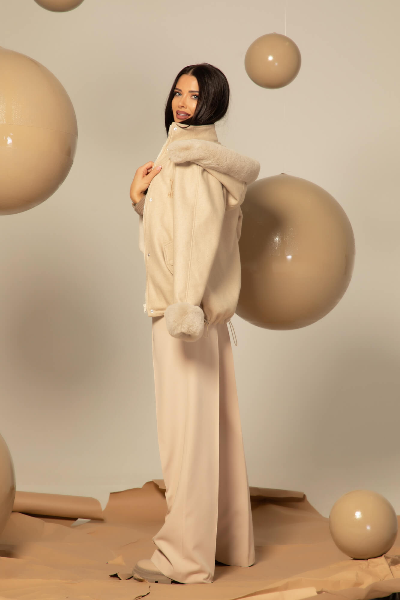 Winter Pulse Зимно Палто - Бомбър От Кашмир - Soft Beige - Изображение 40