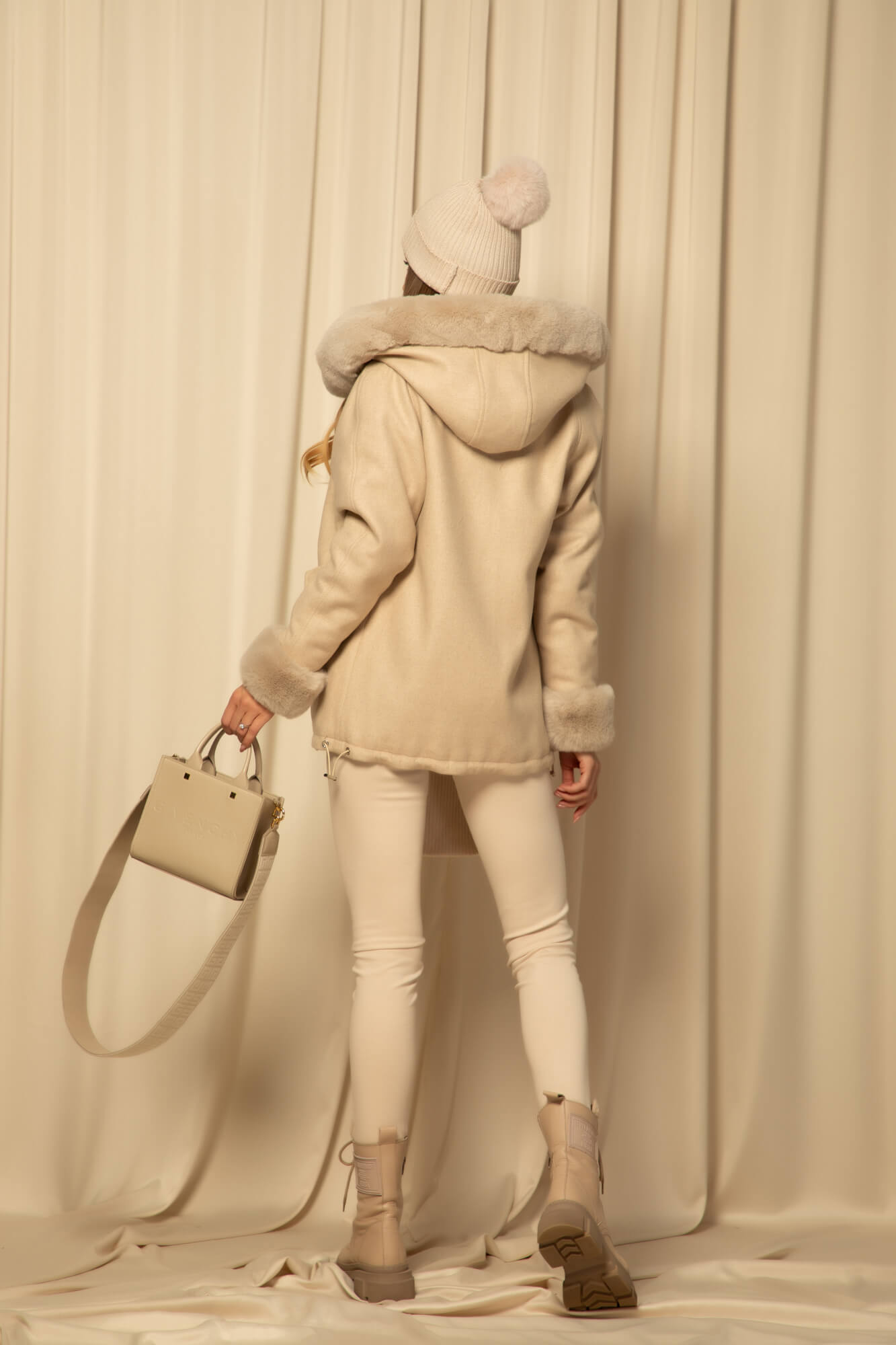 Winter Pulse Зимно Палто - Бомбър От Кашмир - Soft Beige - Изображение 45