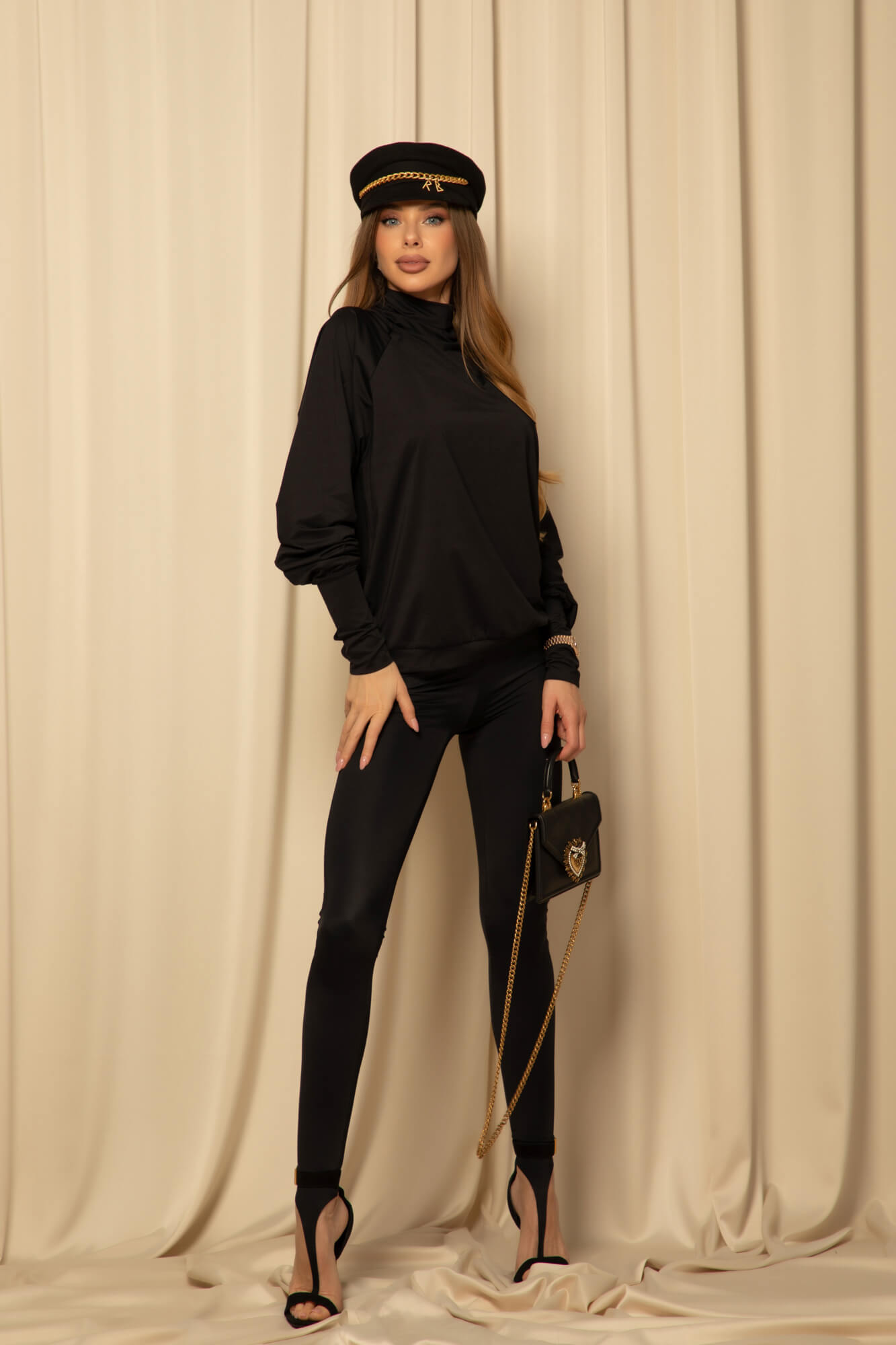 Elite Embrace Спортна Блуза - Black - Изображение 14