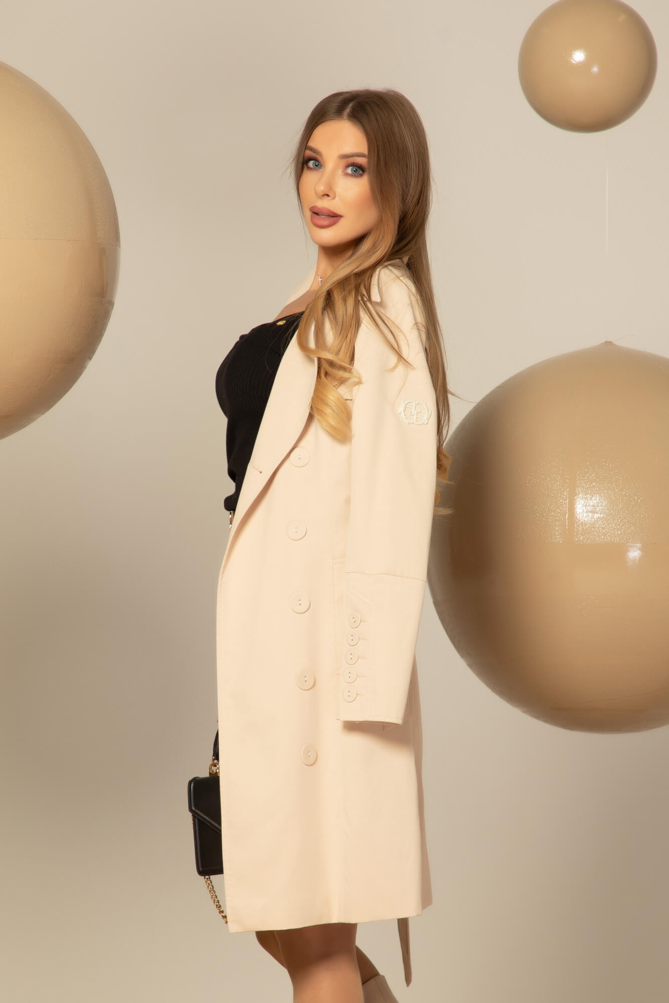 Celebrity Status Тренч - Soft Beige - Изображение 30
