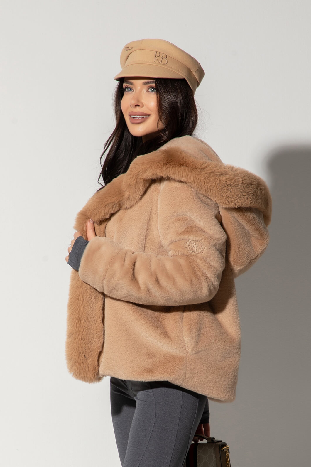 Winter Bunny Палтенце От Еко Косъм - Mocha - Изображение 16