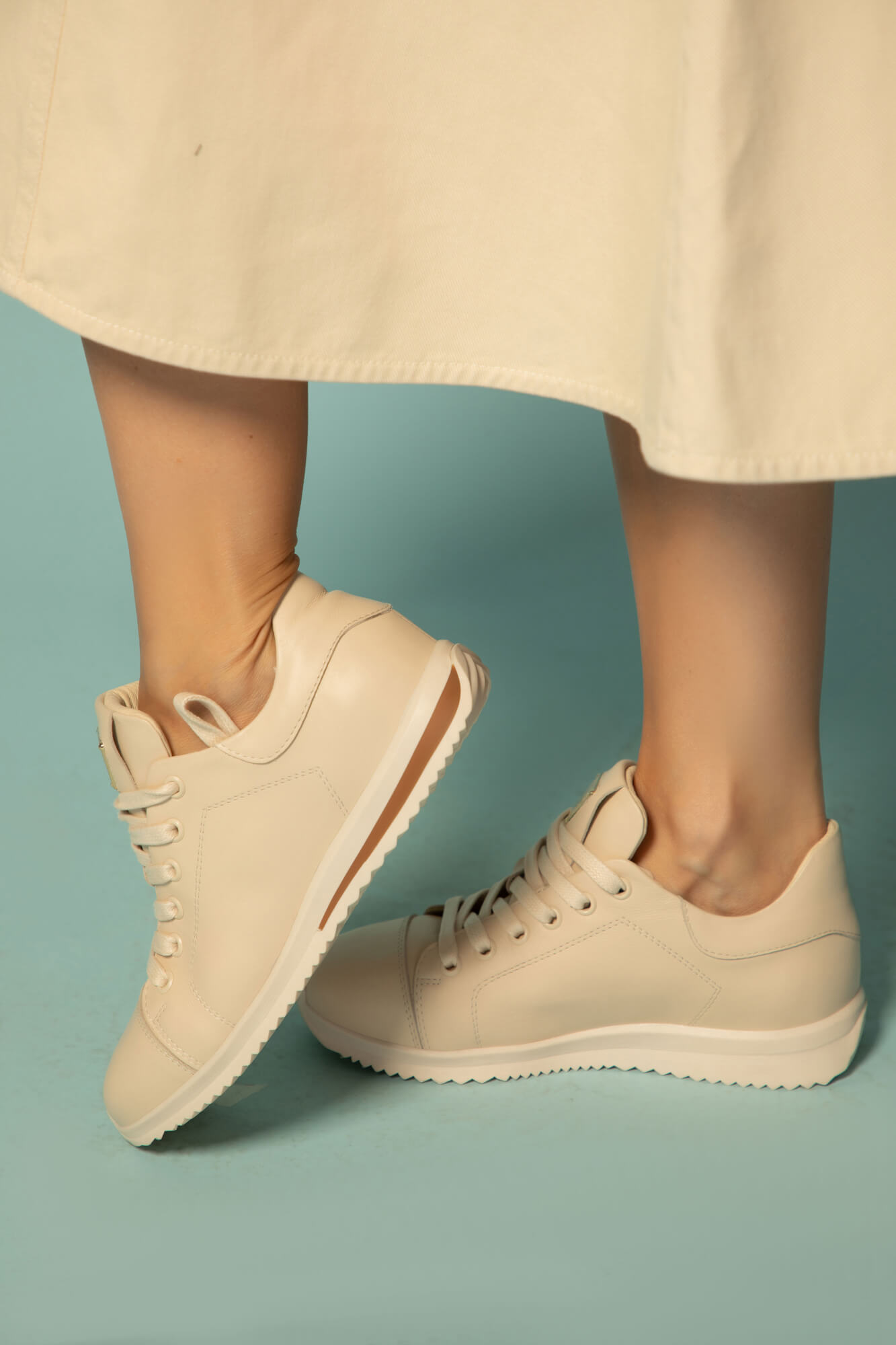 Elite Stride Sneakers - Soft Beige - Изображение 5