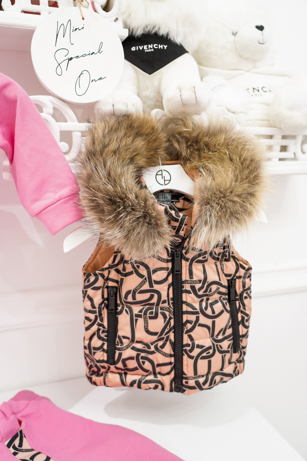 Fluffy Dreams Mini Елек с Естествен Косъм - Luxury - Изображение 20