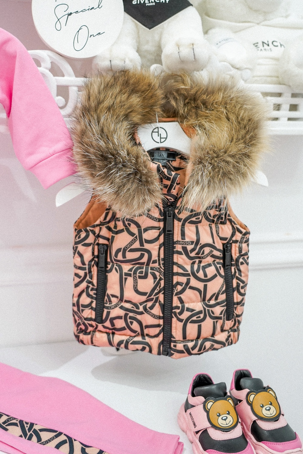 Fluffy Dreams Mini Елек с Естествен Косъм - Luxury - Изображение 22