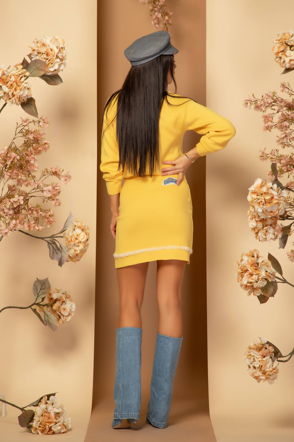 Cityscape Cozy Handmade Пуловер От Плетиво - Yellow - Изображение 17