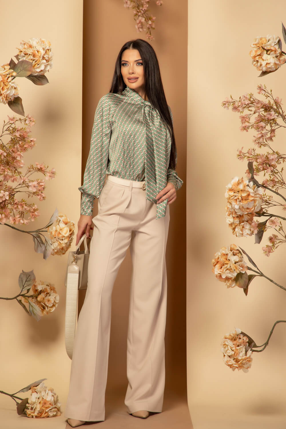 Parisian Perfection Блуза - Hypnotic Harmony - Изображение 11