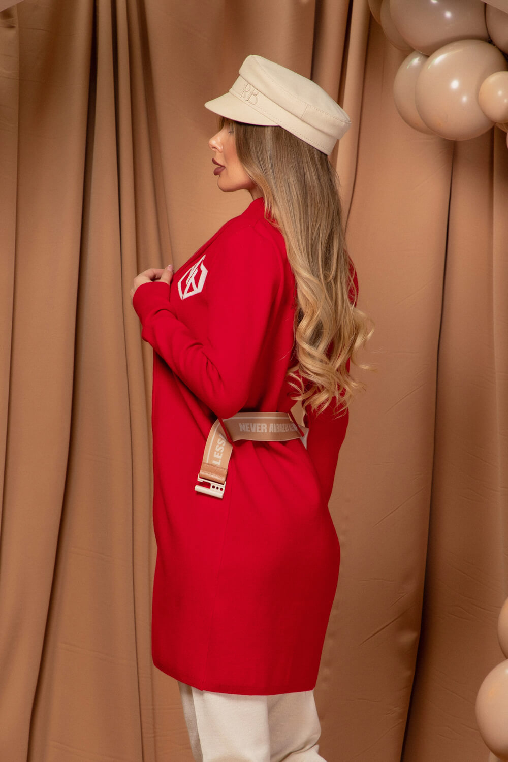 Sassy Enigma Жилетка С Подвижен Колан - Red - Изображение 12