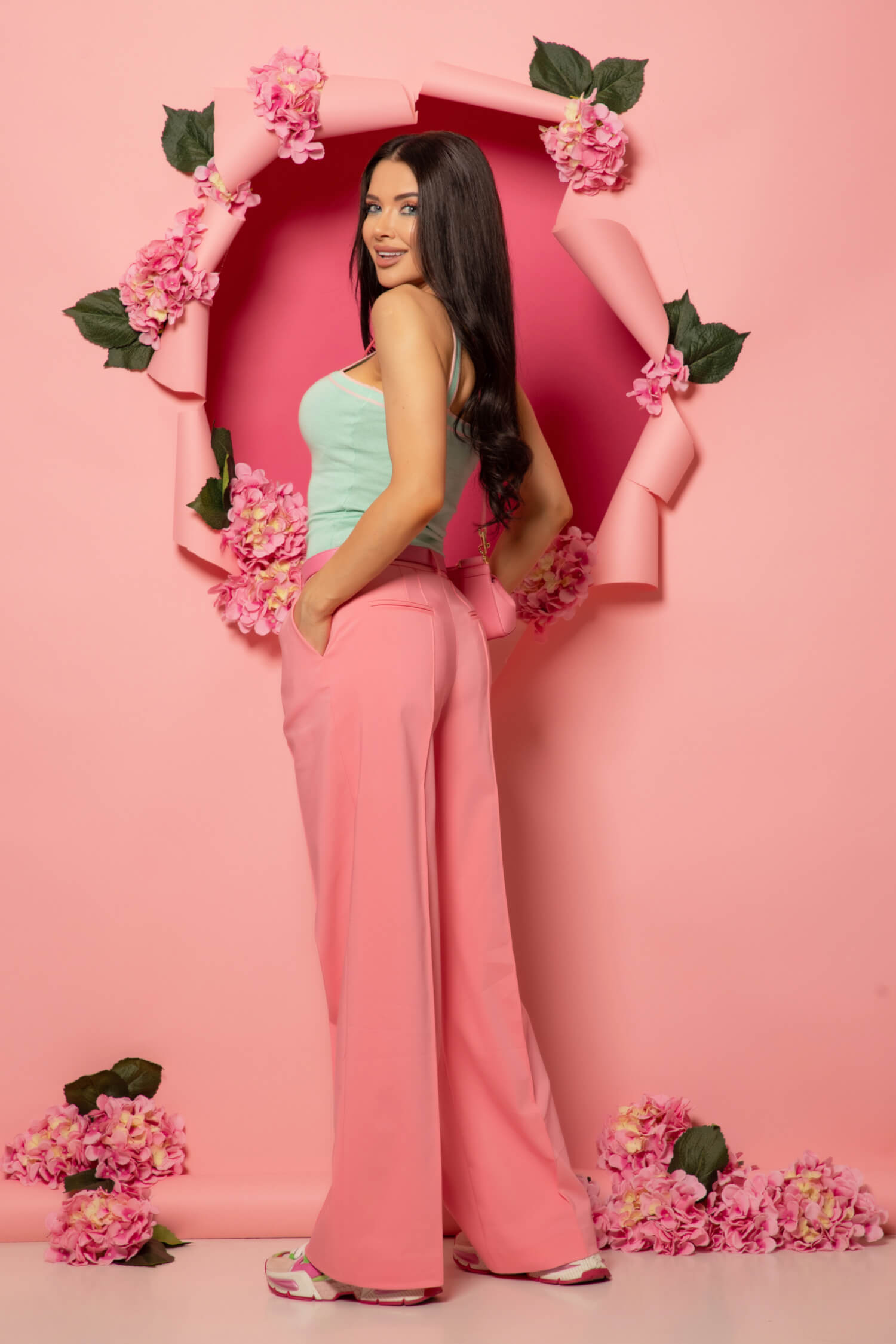 Oversized Nonchalance Панталон - Pink - Изображение 11