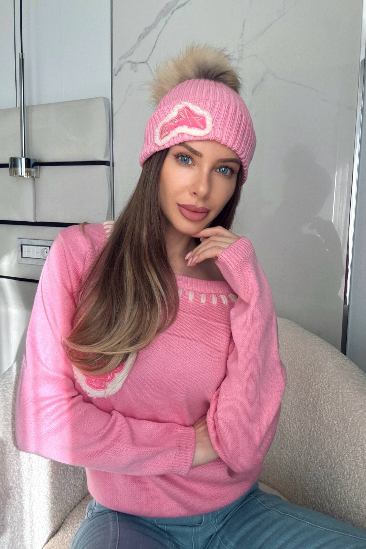 Cityscape Cozy Шапка От Плетиво С Естествено Пухче - Pink - Изображение 10