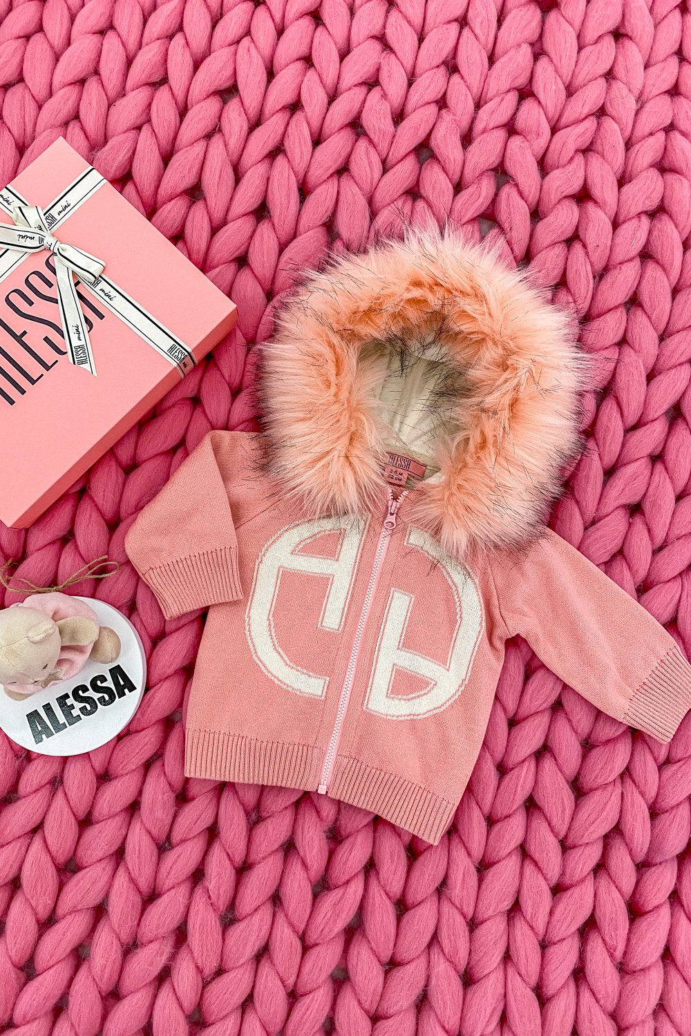Alessa mini Лого Жилетка От Плетиво - pink - Изображение 10