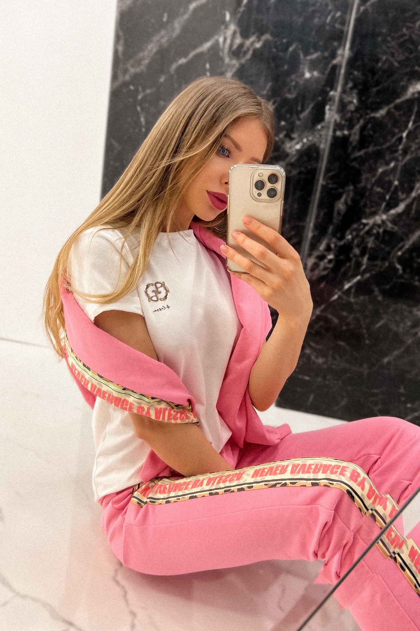 Alessa Rococo Logo T-shirt от Памук - Ecru - Изображение 15