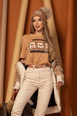 Bear hug T-Shirt От Памук - Mocha