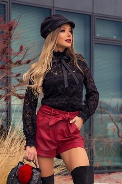 My Hobby is Success блуза от дантела