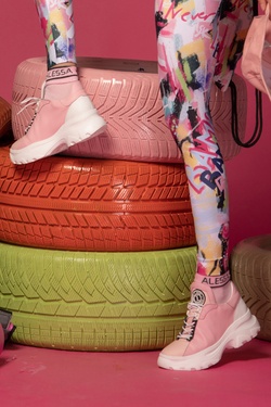 Don't Be Shy Alessa Чорапи Средна Дължина - Pink