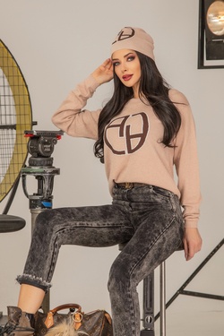 Alessa лого шапка от плетиво - nude