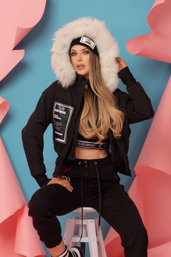 Always Strive and Prosper Зимно Яке