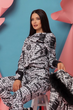 Run The World Спортна блуза