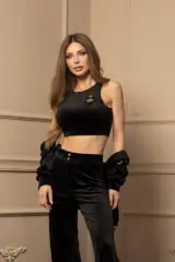 Cozy Day Плюшен Кроп-Топ - Black - Изображение 13