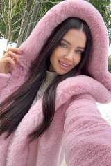 Winter Bunny Палтенце От Еко Косъм - Pink - Изображение 6