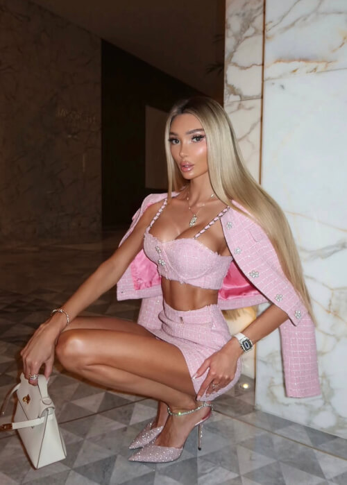 Signature Chic Блейзър от Букле - baby pink