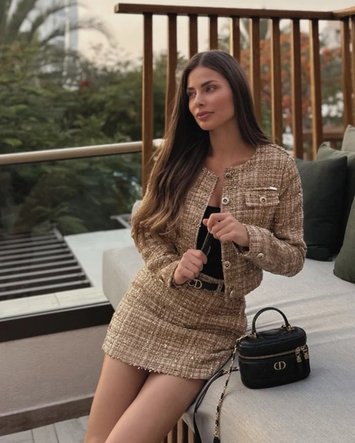 Casual Luxe Пола-Панталон от Букле - Gold